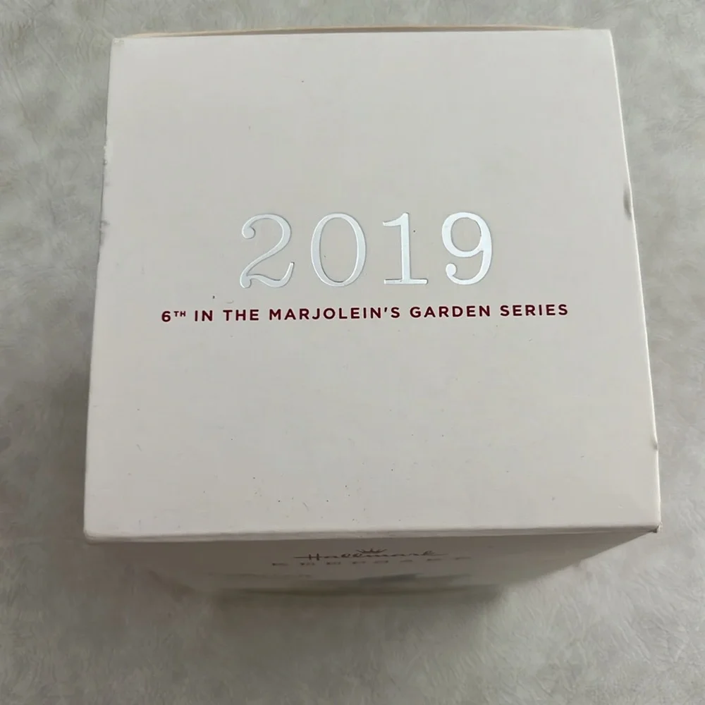 Hallmark nature sketchbook marjolein gardens ornament brand new